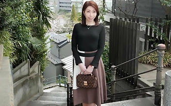 JAV Star Miharu Hisamatsu's Luscious Life Revealed in Hatsuhodotori Married Woman Documentary!