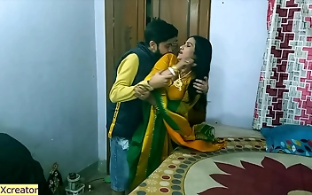 JAV Indian Aunty's Sultry Seduction of Sexy Teen with Hindi Audio!